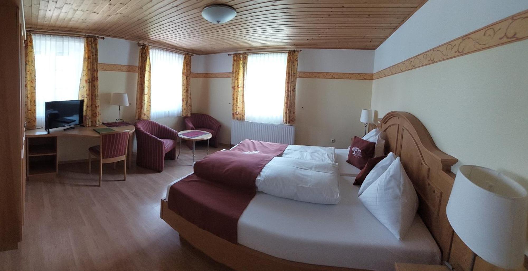 Landhotel Waldmuehle ザンクト・ゲオルゲン・イム・アッターガウ エクステリア 写真